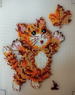 Cat and Leaf 10 count canvas